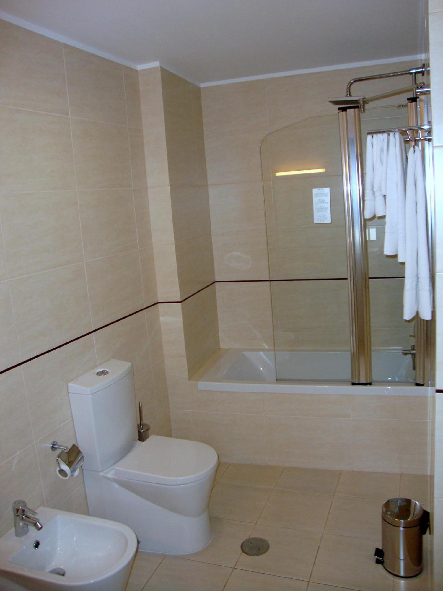 Hotel Aveiro Center Habitación foto